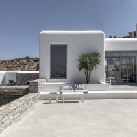 PLINTHOS Architects